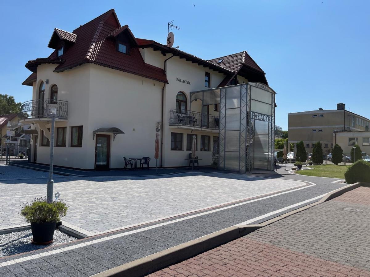 Palacyk Wolin Exterior foto