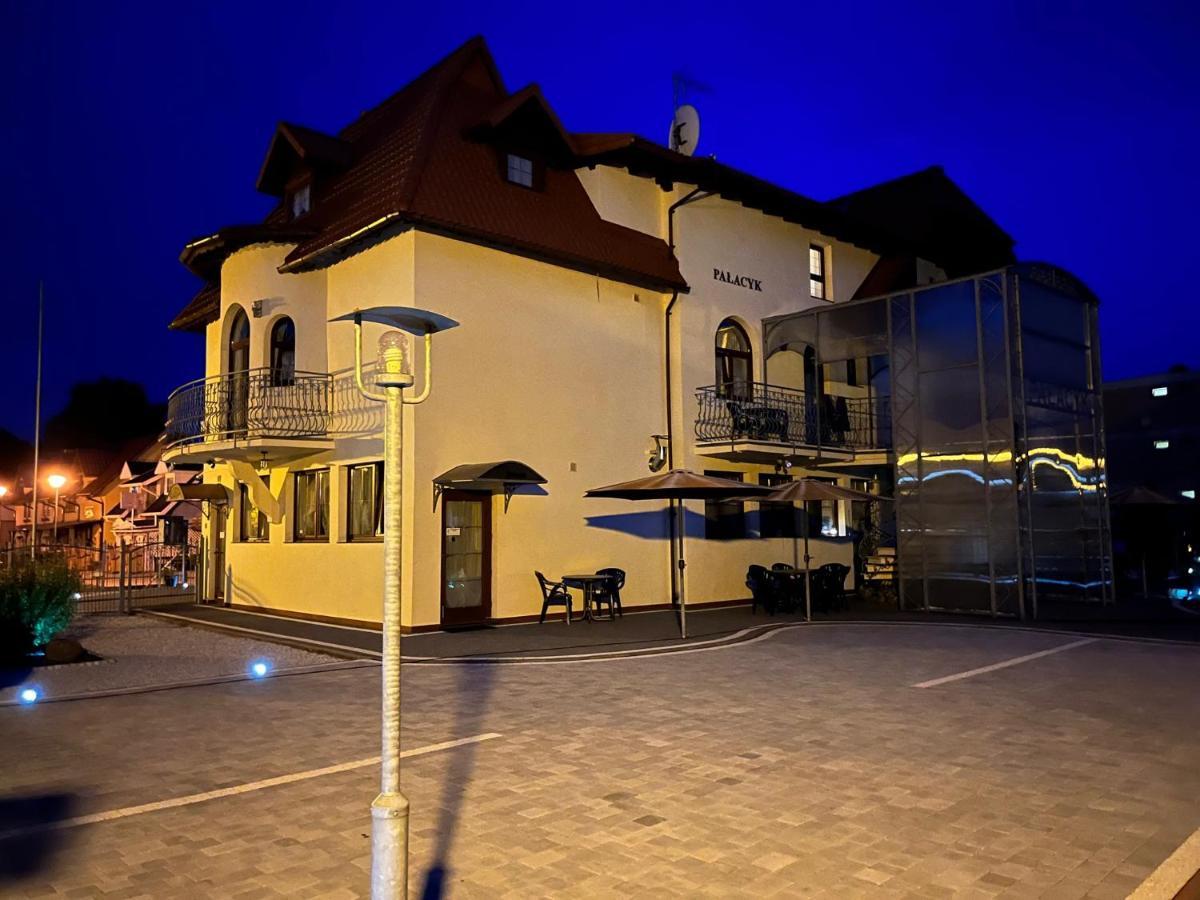 Palacyk Wolin Exterior foto